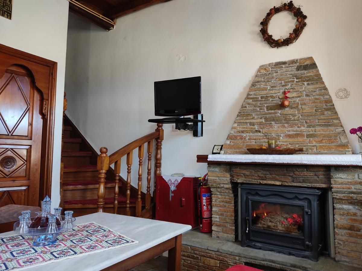 Archontiko Repana - Makrinitsa Stone Retreat Hotel Buitenkant foto