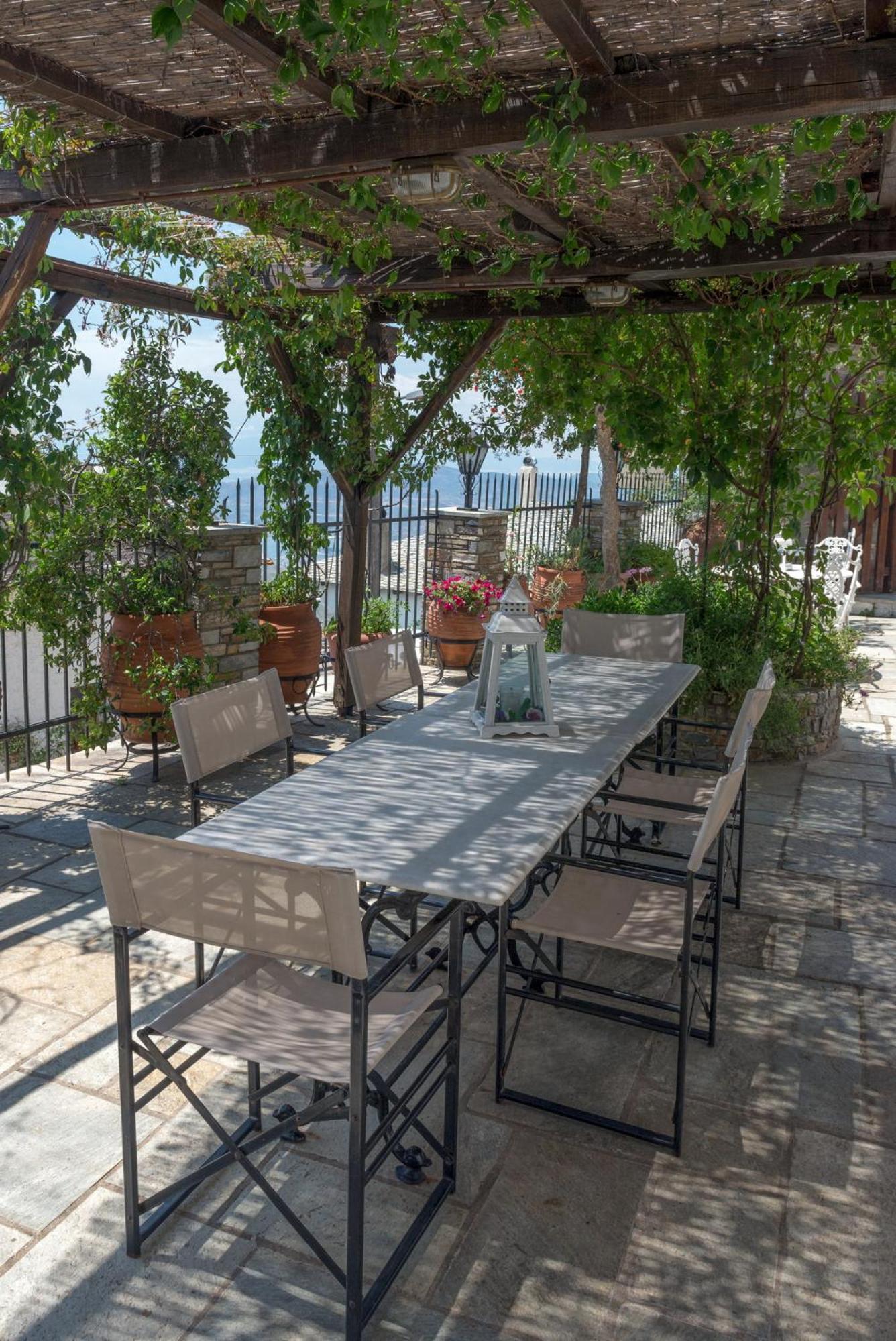 Archontiko Repana - Makrinitsa Stone Retreat Hotel Buitenkant foto