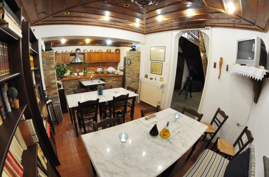 Archontiko Repana - Makrinitsa Stone Retreat Hotel Buitenkant foto