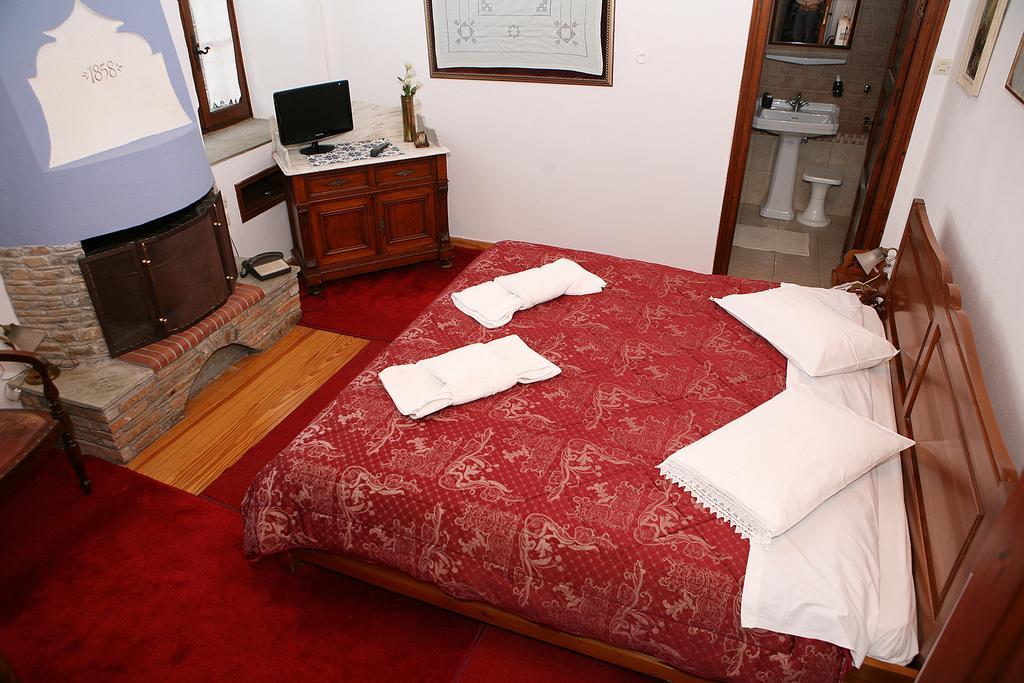 Archontiko Repana - Makrinitsa Stone Retreat Hotel Buitenkant foto