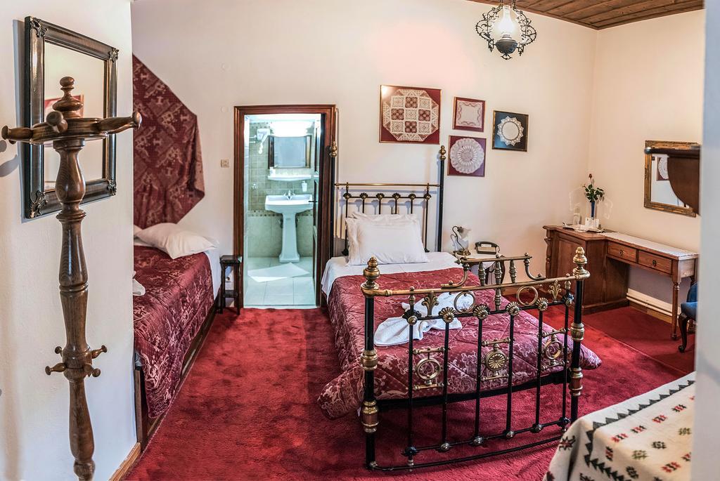 Archontiko Repana - Makrinitsa Stone Retreat Hotel Buitenkant foto